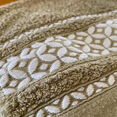 Pana House * Кальета