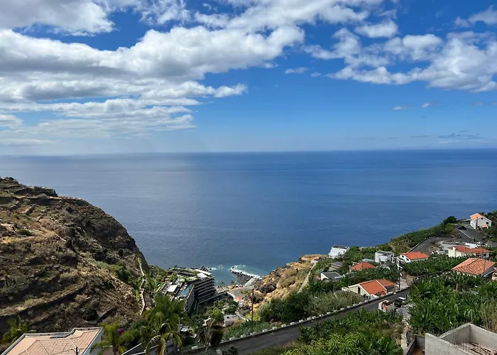 Apartment Pana House *