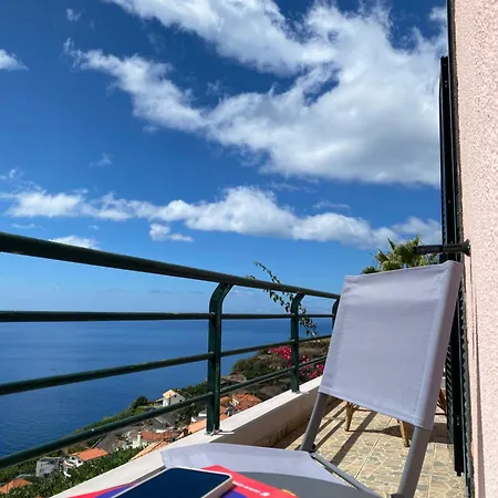 Pana House Apartment